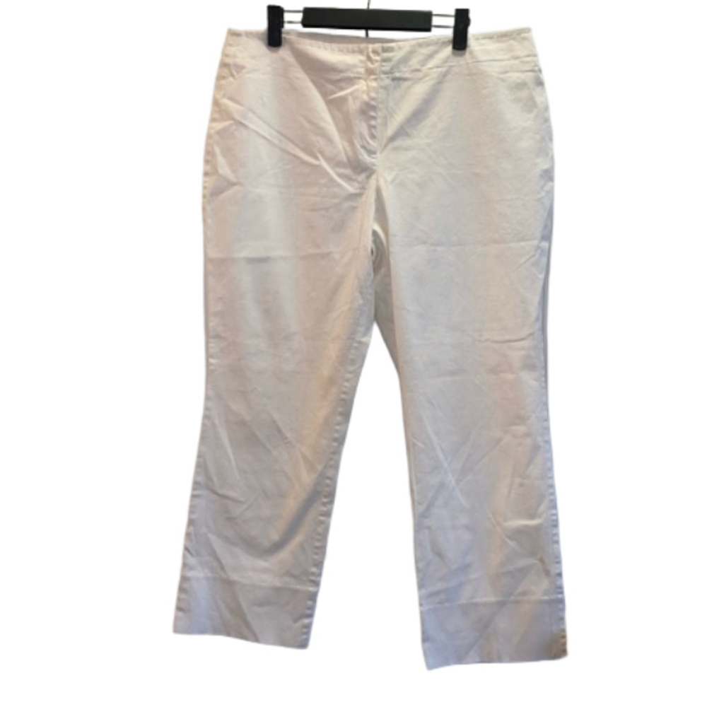 Women's New York & Company White Cropped Chino Pants Size 14